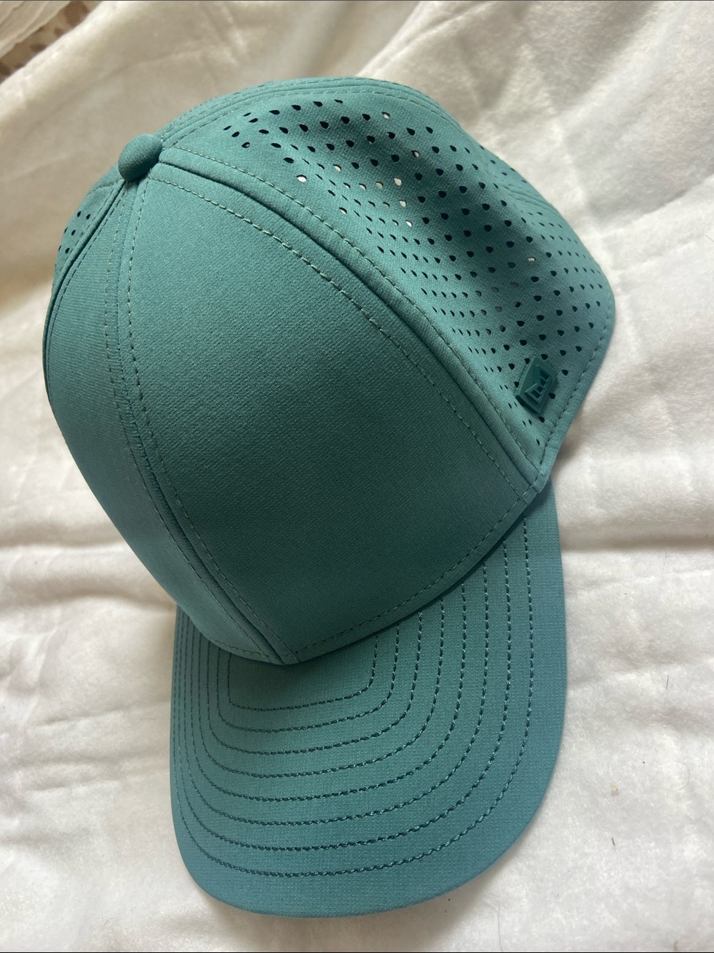 Melin A-Game HYDRO Snapback Hat Green Teal Adjustable 56cm NWOT